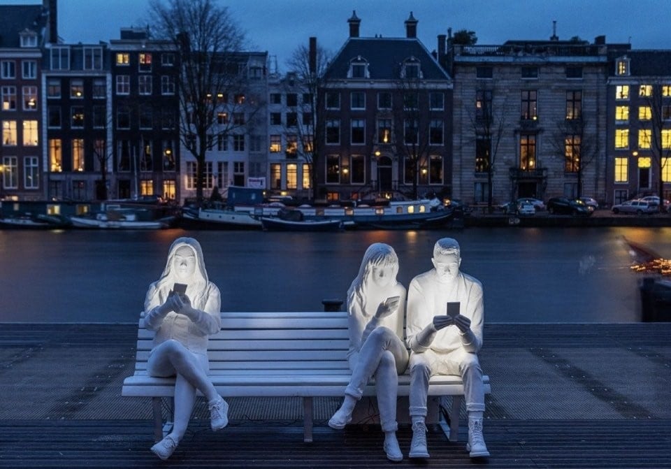 Featured image for “Amsterdam’s Winter Festival Celebrates Light”